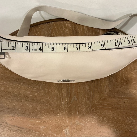 Coach Off-White Leather Shoulder Bag - Picture 5 of 5